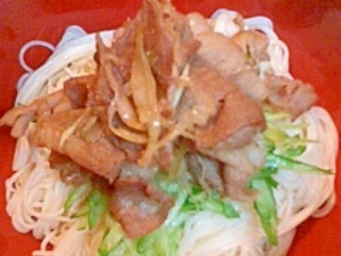 みょうがたっぷり豚肉炒めのそうめん